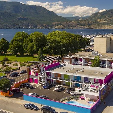 Hotel Zed Kelowna Kültér fotó