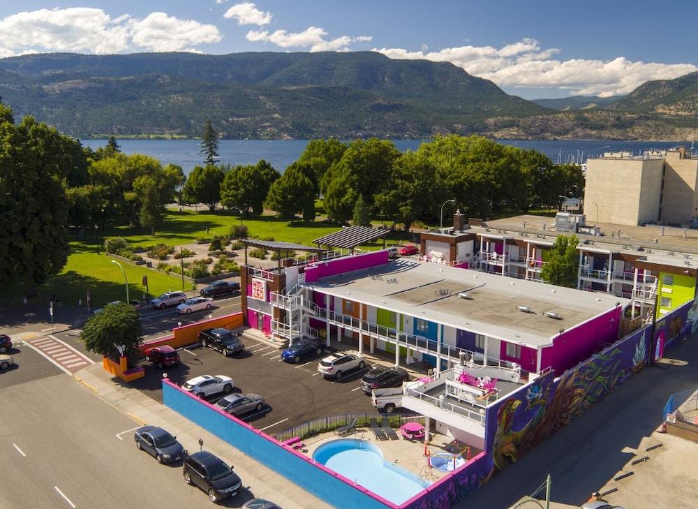 Hotel Zed Kelowna Kültér fotó